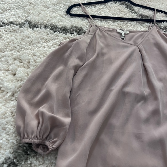 NWT • Joie • Eclipse Cold Shoulder Silk Blouse size XS - Picture 3 of 9
